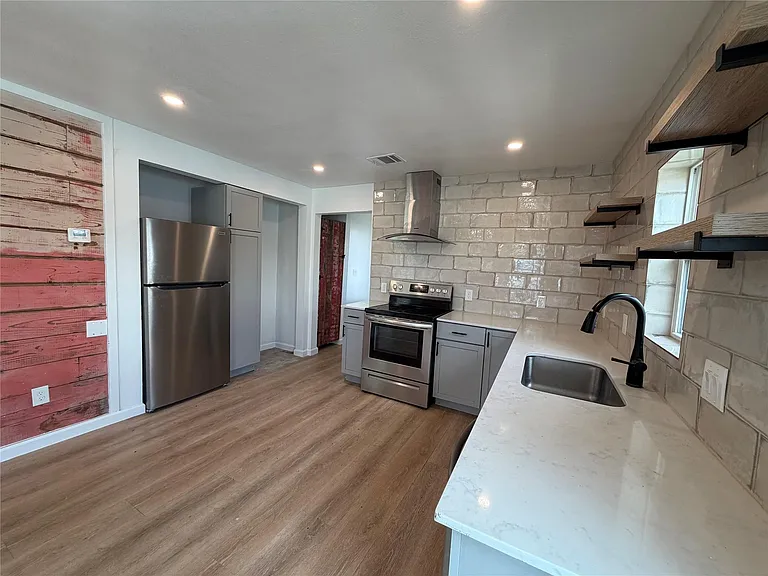 1209 Pine St — Photo 7
