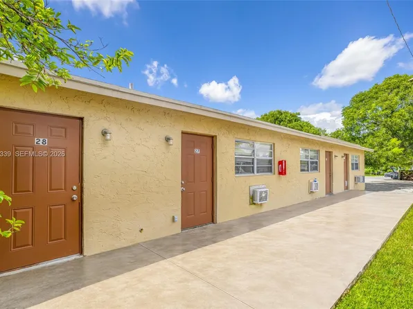 920 S K St, Lake Worth, FL 33460