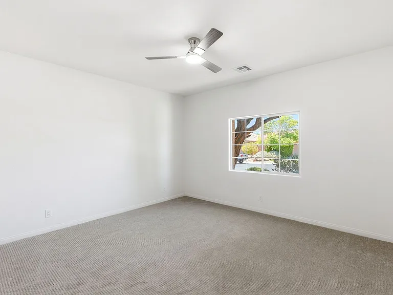 10606 Zingali Ct — Photo 19