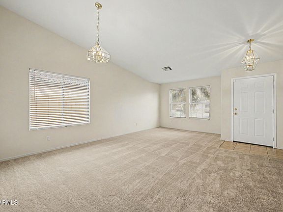 5th image of 10642 W WINDSOR Avenue W