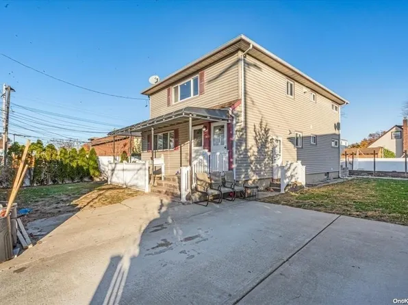 11 Belmont Boulevard, Elmont, NY 11003