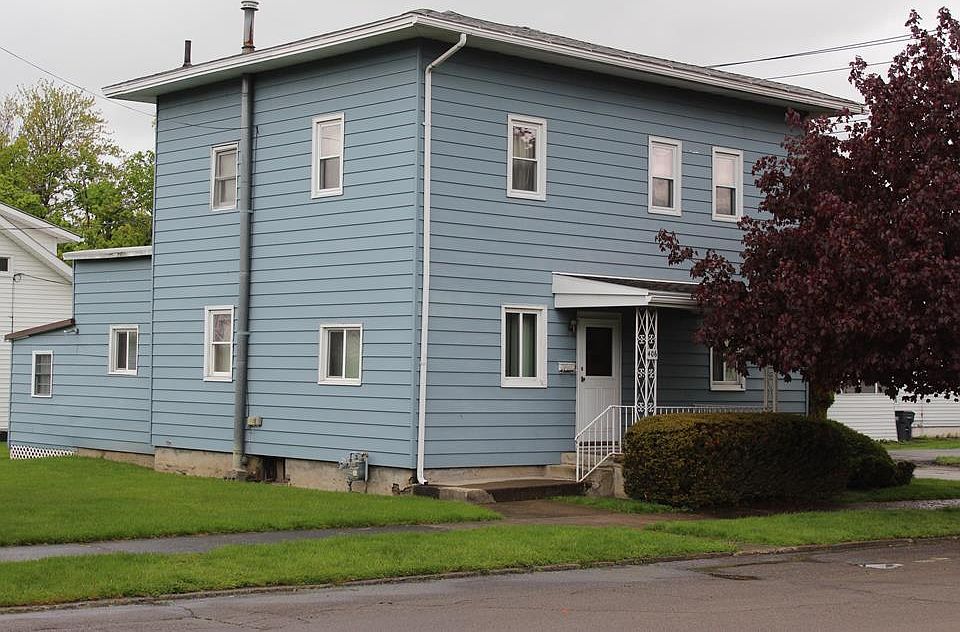1st image of 406 9th St