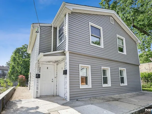 244 White St, Englewood, NJ 07631