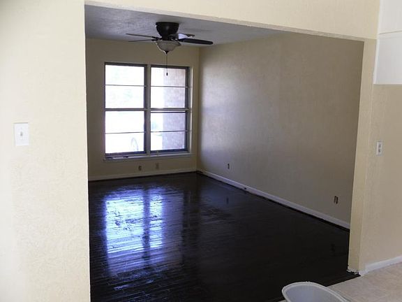 2nd image of 1008 Cedar Dr