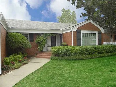 6418 Grandview PL - 1 — Photo 2