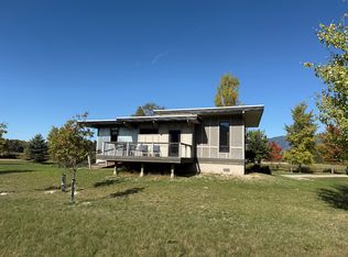 71 Standhope Dr, Clark Fork, ID 83811