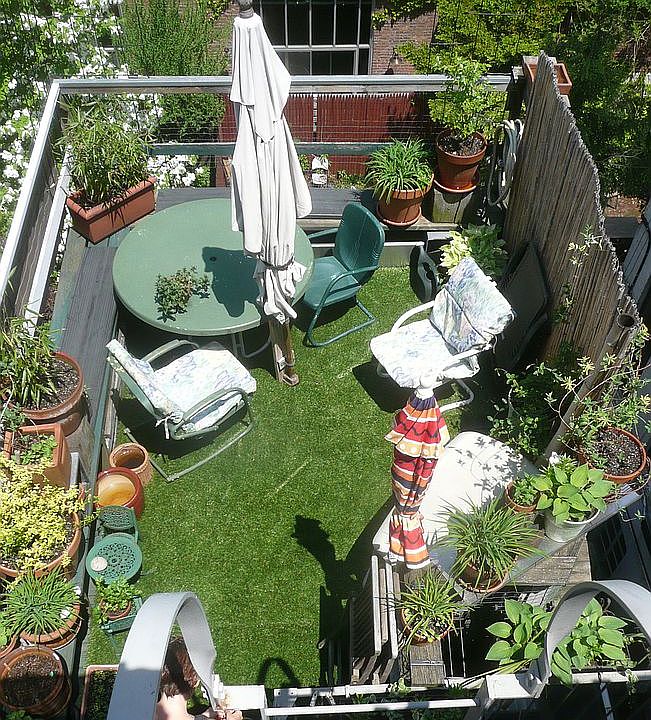 1st image of 237 W 16th St #4R