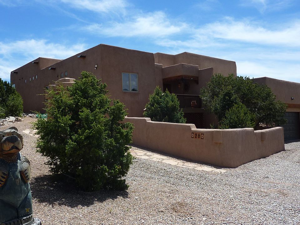 1st image of 26 Gallinger Ln