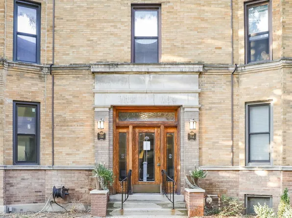 754 W California Ter #1, Chicago, IL 60657