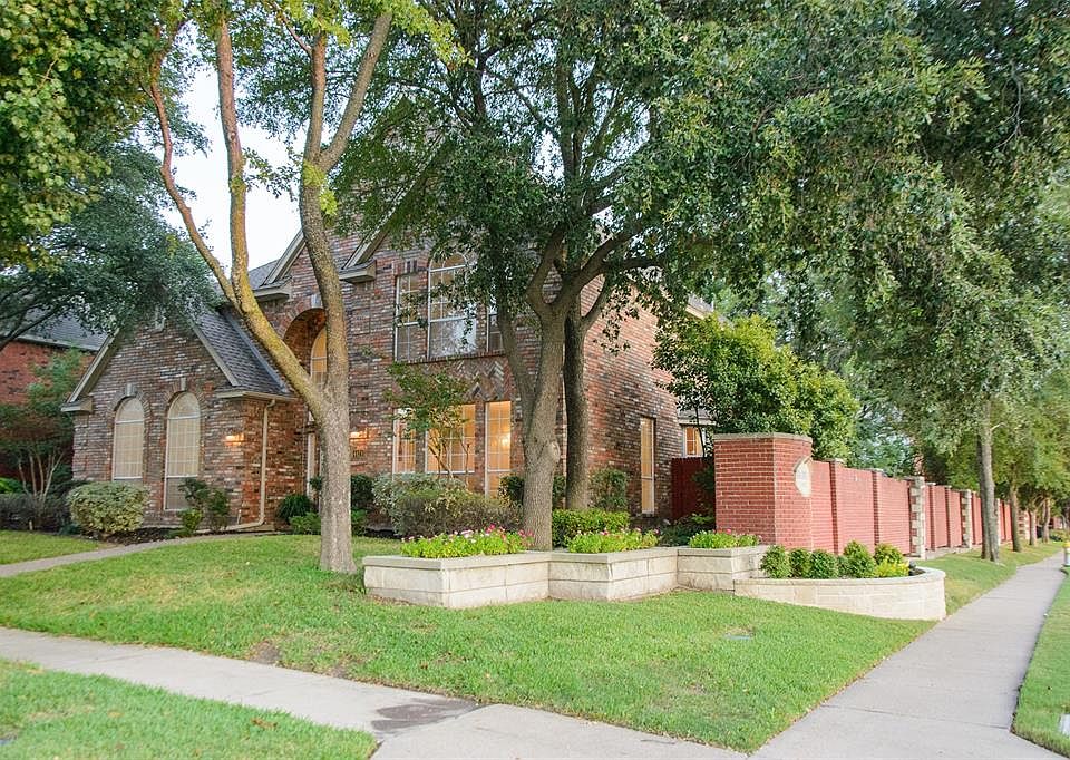 1st image of 4424 Fairfax Hill Dr