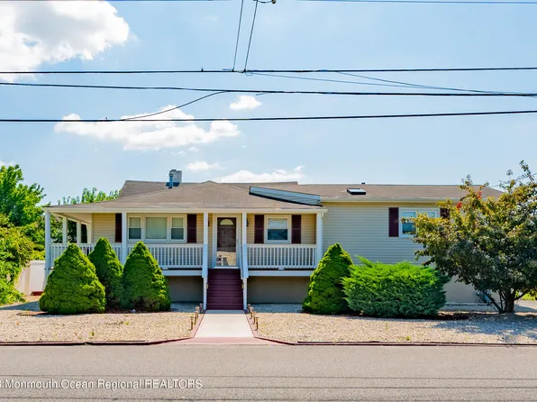 15 Shorecrest Drive, Toms River, NJ 08753