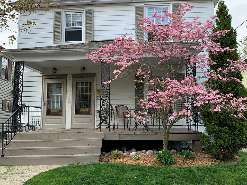 1st image of 627 Atwood St NE