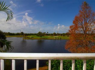 1200 Country Club Dr APT 1101, Largo, FL 33771