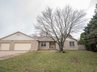 580 Forest Rd, East Moline, IL 61244