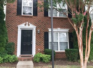 2004 Mountain Gate Ln, Glen Allen, VA 23060