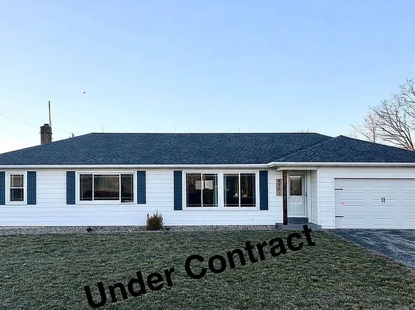 8701 D Rd, Waterloo, IL 62298