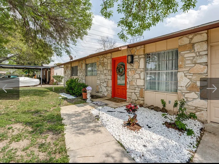 5026 Ed White St — Photo 2