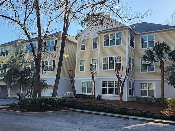 60 Fenwick Hall Aly APT 712, Johns Island, SC 29455