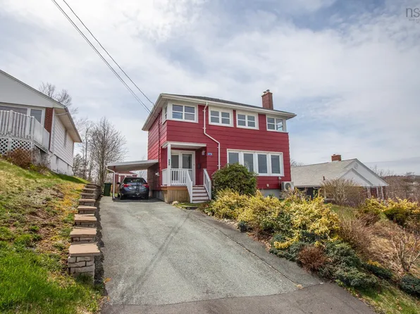 273 Joffre St, Halifax, NS B2Y 3E2