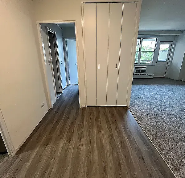 3215 Avenue H #6F — Photo 3