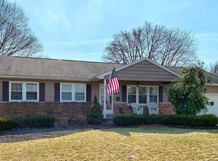 357 Prescott St, Hubbard, OH 44425