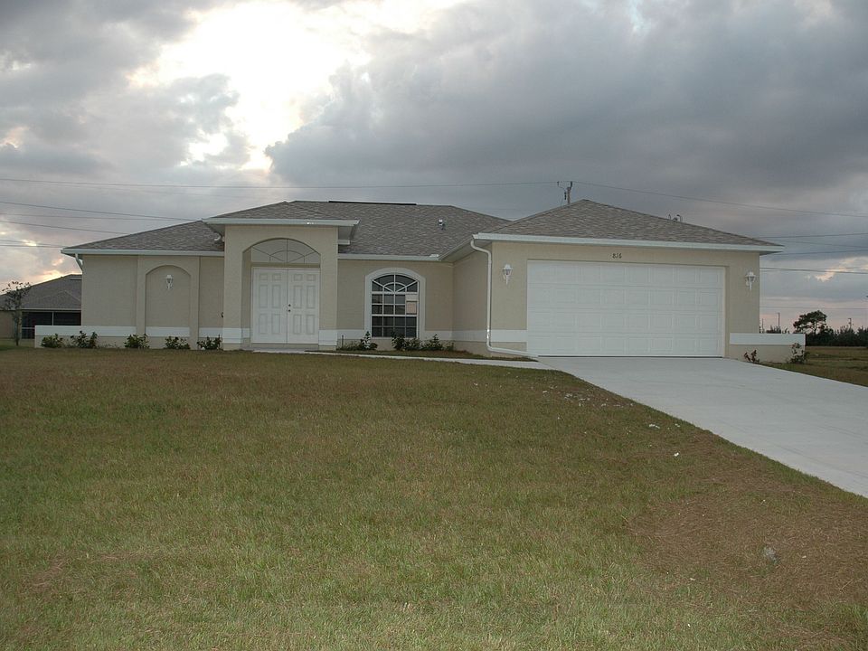 1st image of 816 NW 24th Ave
