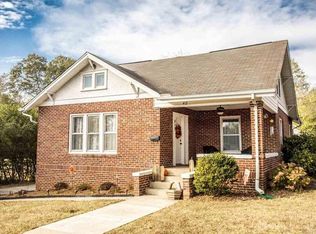 412 4th Street Pl SW, Hickory, NC 28602