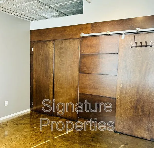 400 Salem Ave #2A — Photo 9
