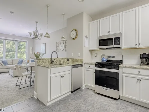 6220 Brookhaven Ct, Riverdale Boro, NJ 07457