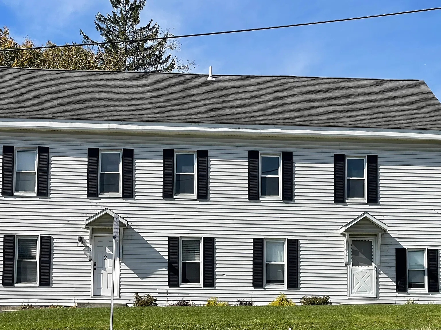 2 bed, $1,200 — Photo 1