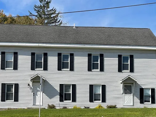 10617 Main St APT 2, Mantua, OH 44255