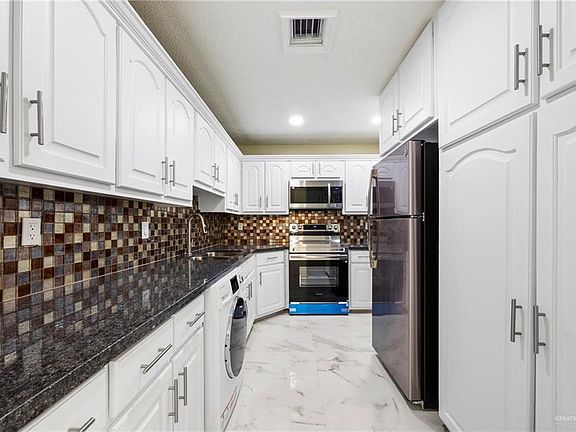 5th image of 600 Wichita Ave APT 201