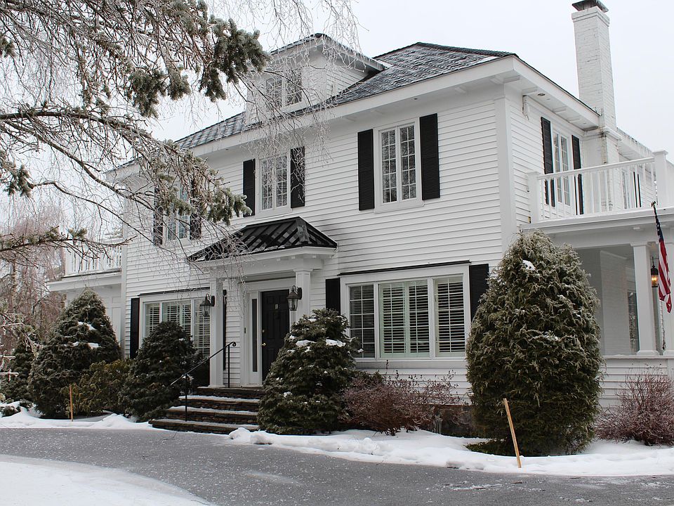 10 Foreside Cmn, Falmouth, ME 04105 Zillow