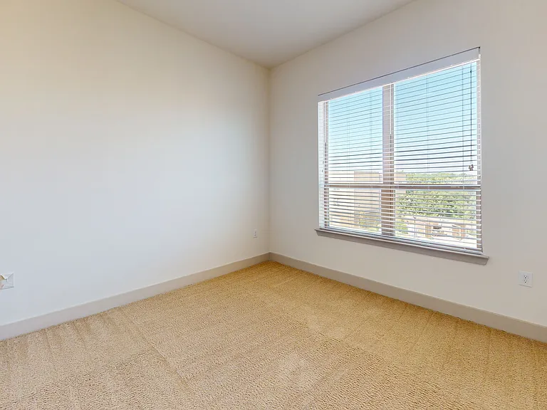 The Flats at Palisades — Photo 65