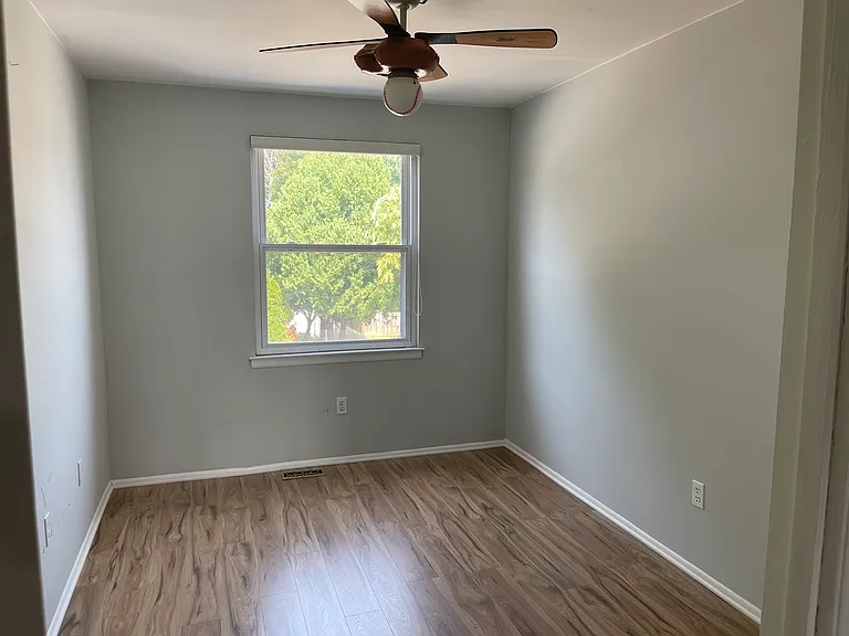 13 Cartier Ct — Photo 8
