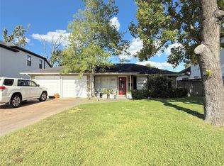 1434 Glourie Dr, Houston, TX 77055