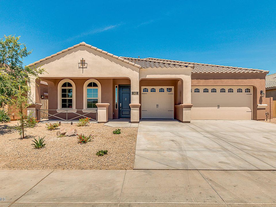 1st image of 142 E Crescent Pl