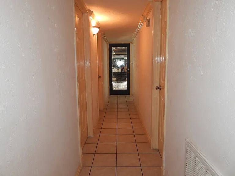 14327 Lorne Dr — Photo 14