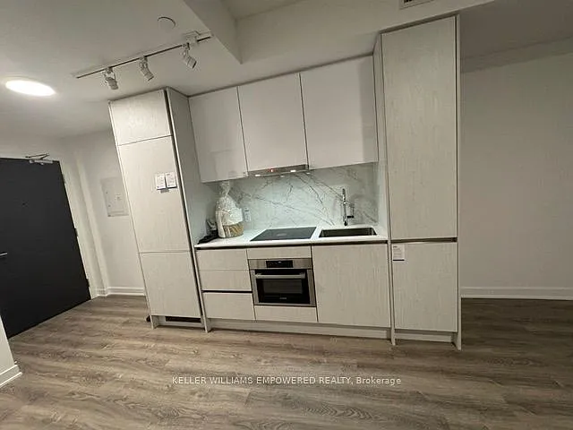 180 Front St E #2911 — Photo 16