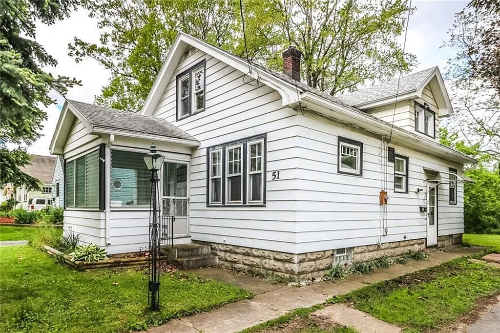51 Frey St photo 1