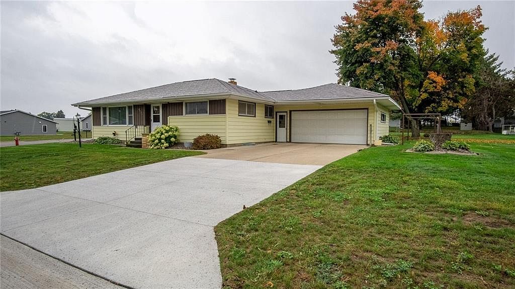 2008 16th Avenue, Bloomer, WI 54724 Zillow