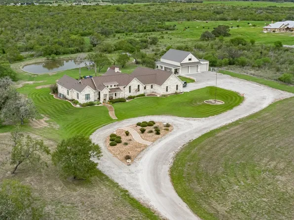 2957 County Road 233, Gillett, TX 78116