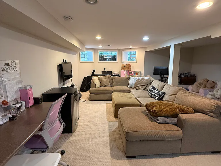 1815 N Paulina St #1 — Photo 16