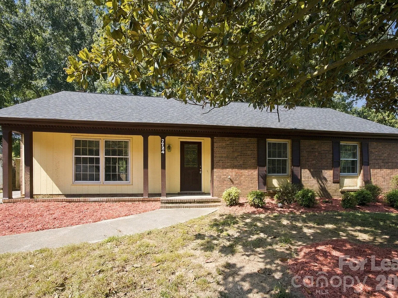 3 bed, 2.0 bath, 1494 sqft, $2,250 — Photo 1