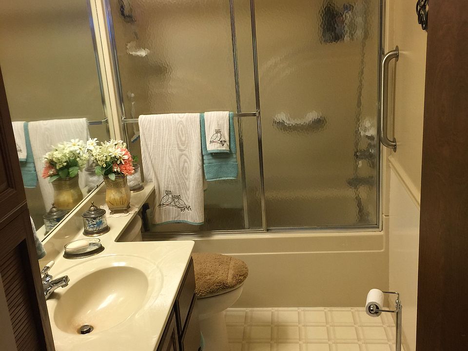 1st image of 2164 Hayward Dr