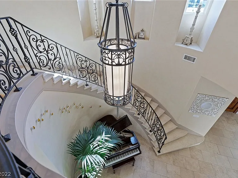 9720 Verlaine Ct — Photo 26