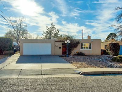 2037 Jensen Dr NE, Albuquerque, NM, 87112