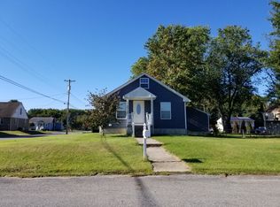 42 7th Ave, Carneys Point, NJ 08069