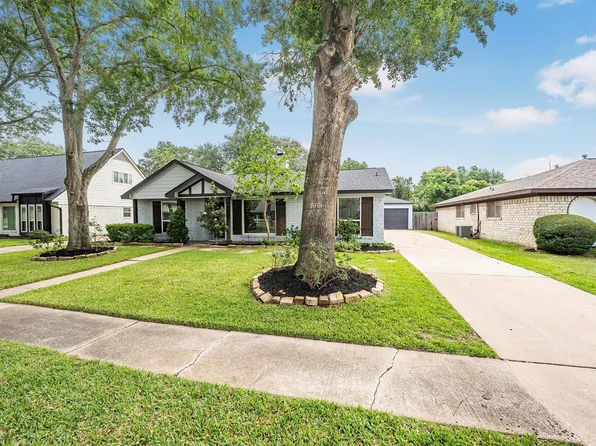 723 Park Meadow Dr, Katy, TX 77450