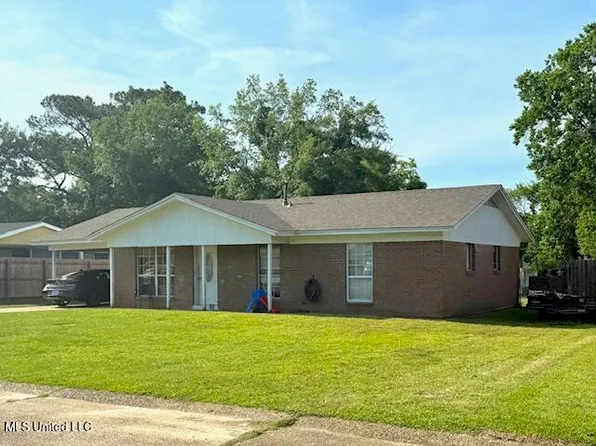 682 Atwood Dr, Diberville, MS 39540